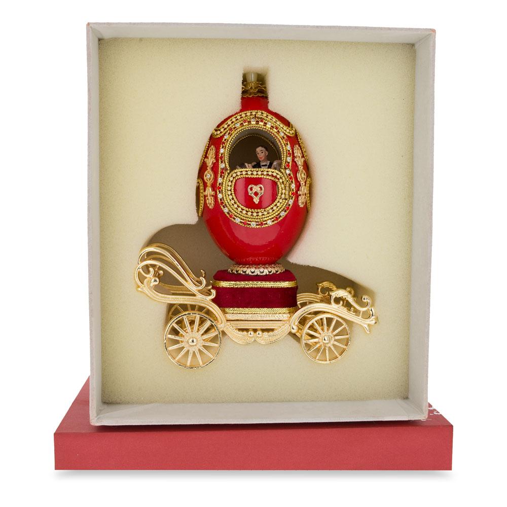 Royal Wedding Coach Musical Egg 7.1 Inches