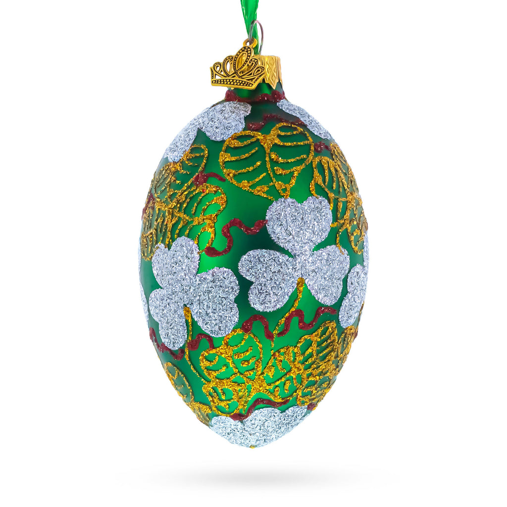 1902 Clover Leaf Royal Egg Glass Christmas Ornament 4 Inches in Green color Oval