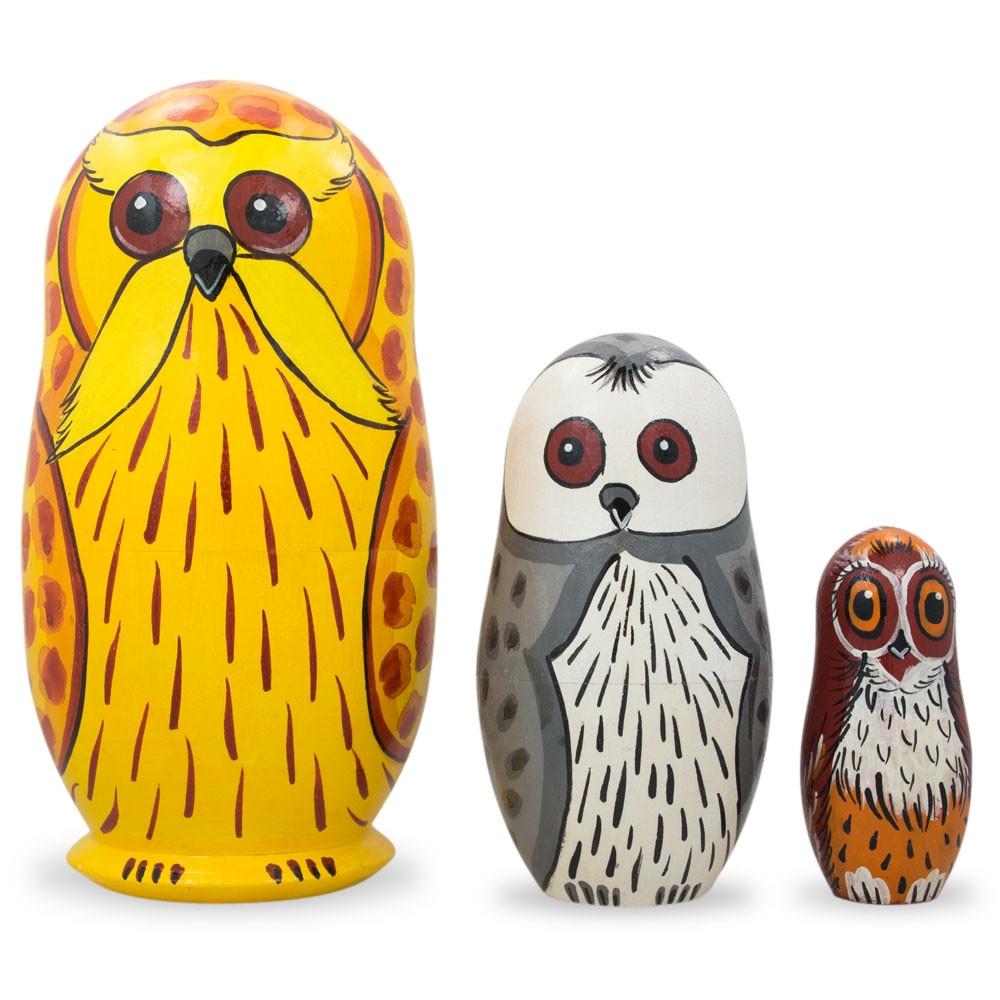 Set of 3 Owls Wooden Nesting Figurines 4.25 Inches in Multi color