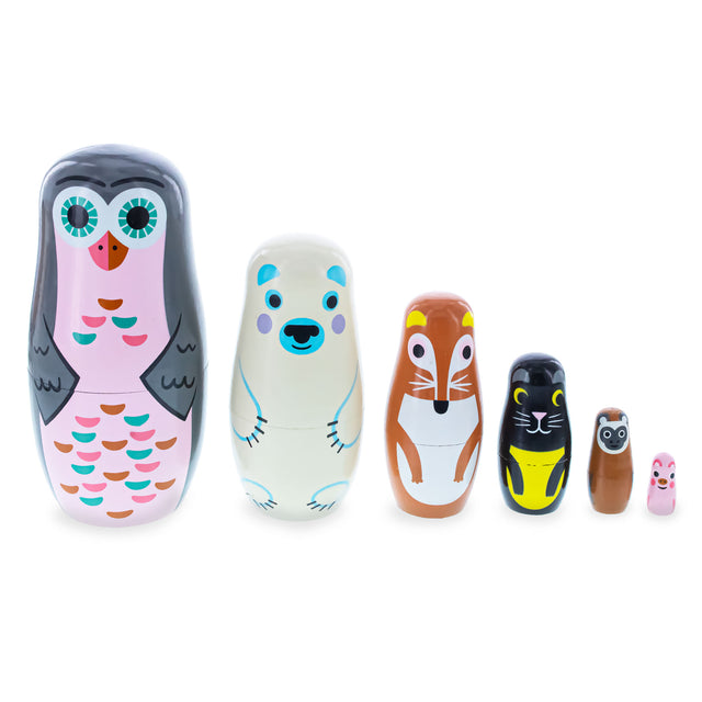 Set of 6 Animals Wooden Nesting Dolls in Pink color