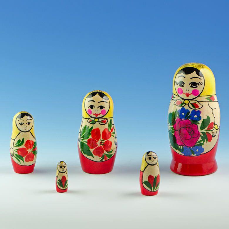 Set of 5 Traditional  Nesting Dolls 4.5 Inches ,dimensions in inches: 4.5 x 4.5 x