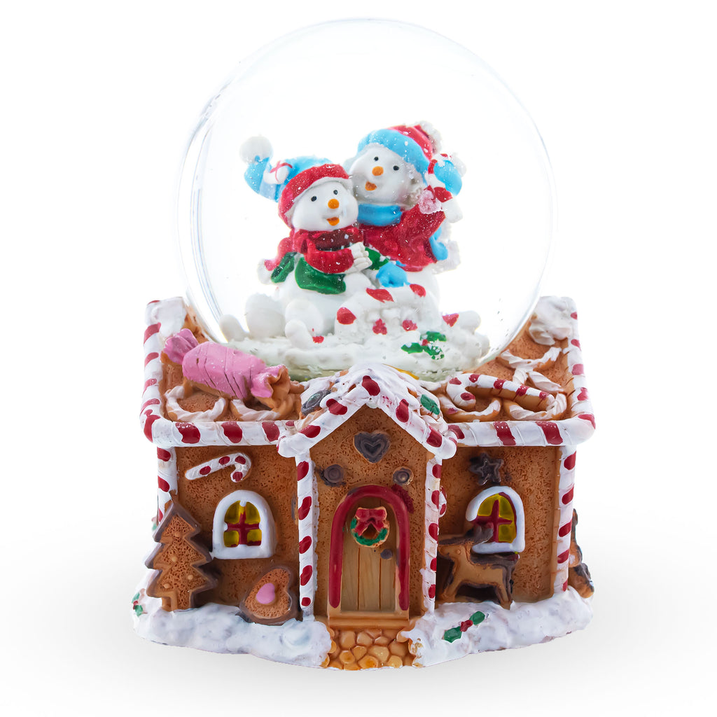 Glass Gingerbread Cottage Romance: Musical Water Snow Globe with Snowmen Couple in Multi color Round