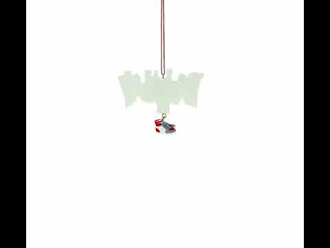 Basketball-Wort mit Schuh und Korb, Weihnachtsbaumschmuck aus Kunstharz