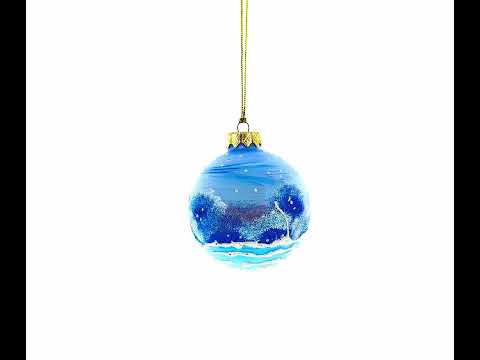 Weihnachtskugel aus Glas mit Hund, der Geschenke auf einem Schlitten ausliefert (8,25 cm)