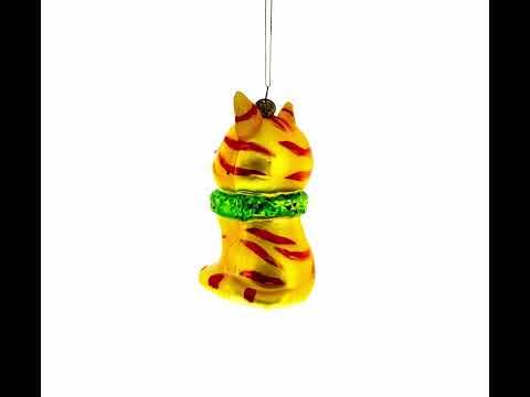 Adorno navideño de vidrio soplado con forma de gato de color naranja vibrante