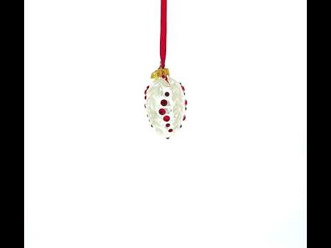 Adorno de huevo de cristal en miniatura, blanco con detalles de gemas rojas y diseño de hojas, 2,9 pulgadas