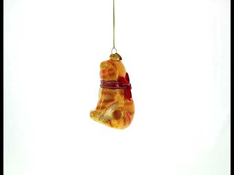 Weihnachtskugel aus Glas: Katze mit rotem Schal