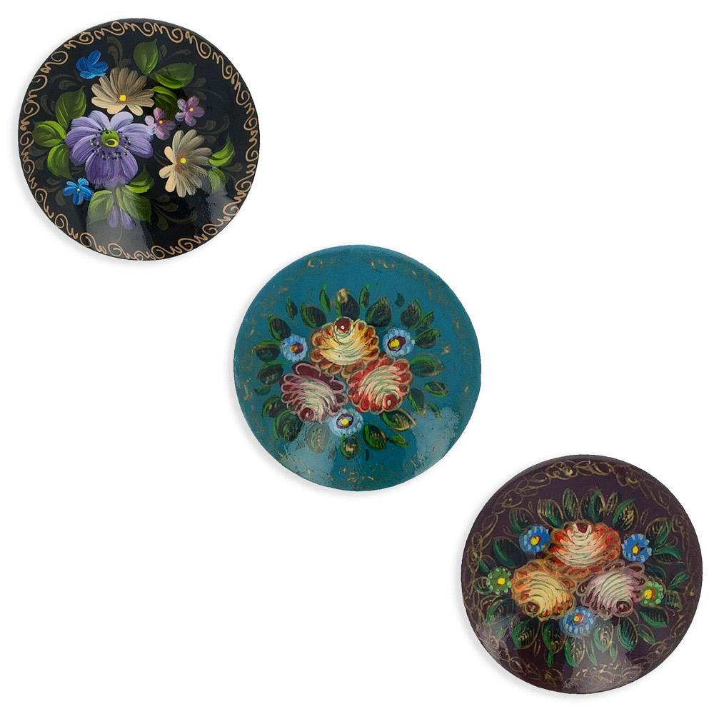 Set of 3 Wooden Hand Painted Round Flowers Brooches 2 Inches in Multi color, Round shape